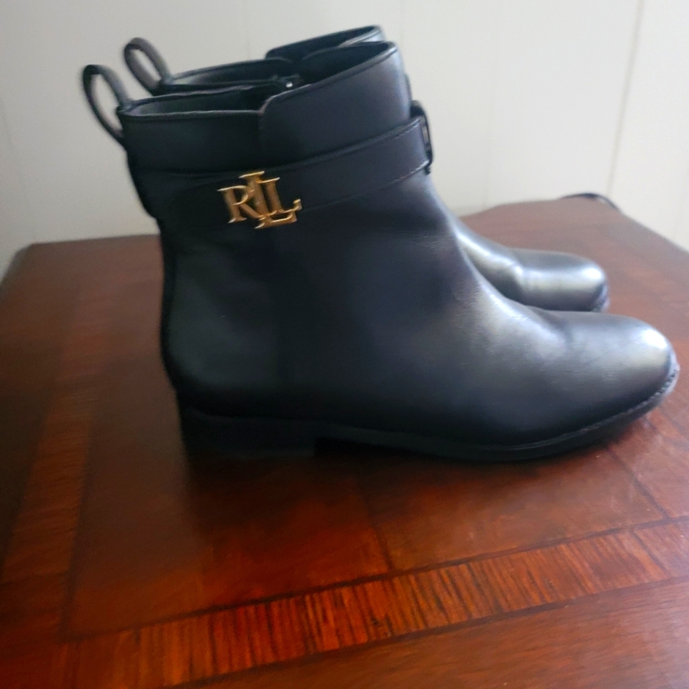 Lauren Ralph Lauren Briele boots 7.5m Gently used